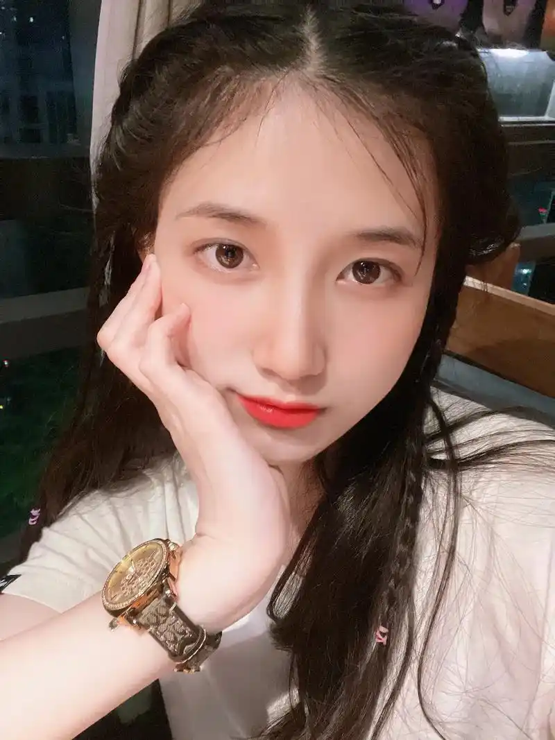 你才不是荟芸众生里的普通人  你无可替代#照片分享 #甜系女 - 抖音