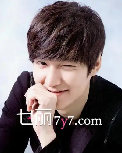 李敏镐短发发型图片 刘海修颜演绎男生多种轻熟气质