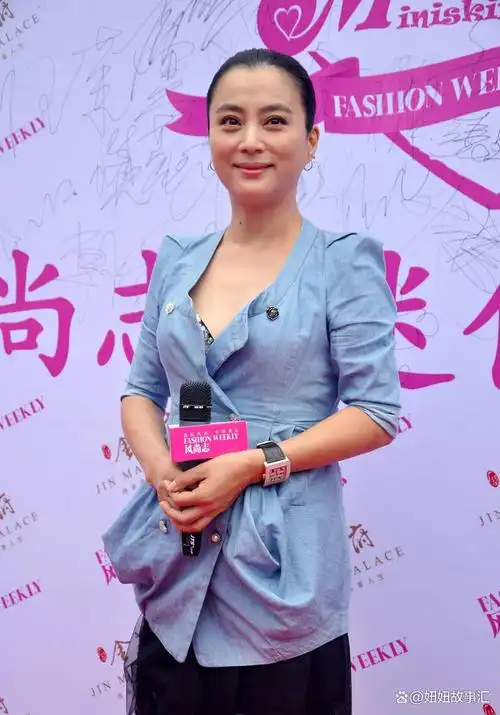 她是国家一级演员,当年40岁去演16岁的美少女一