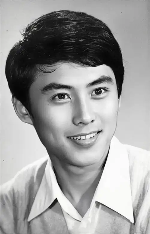 盘点80年代中国内地最帅的男明星,个个吊打娱乐圈的小鲜肉_网易订阅