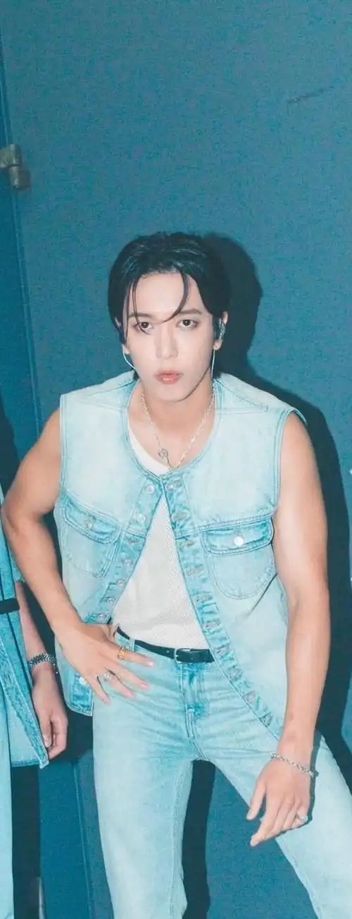 【消息】240714郑容和超话ins 更新一则【fnc band kingdom9299