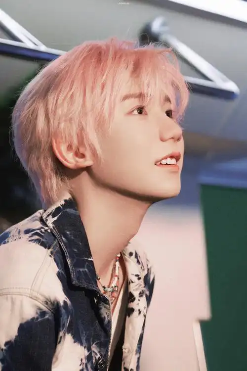 王源献唱疯狂元素城主题曲##王源限定粉发mv