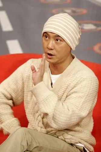 张卫健做客光线 表情逗趣显示可爱一面(组图)