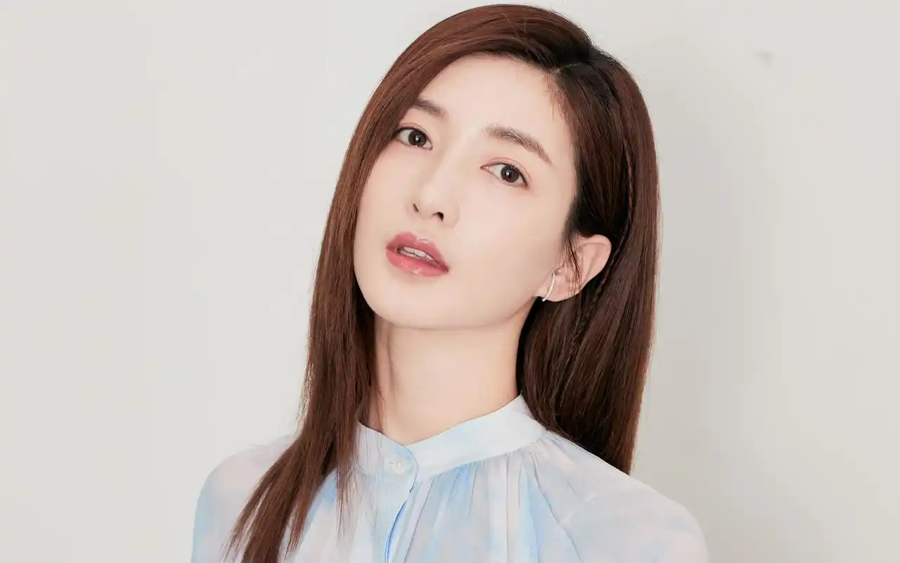 性感美女,美女,写真,演员,江疏影,大陆女明星大陆明星:江疏影水墨蓝裙