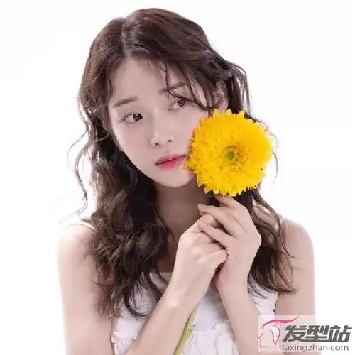 文艺风公主卷发型甜美灵动时尚百变