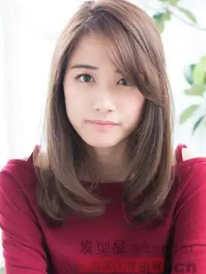 日式女生烫发发型图赏析