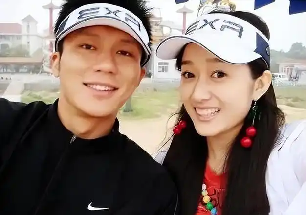 亿万身家李晨坐拥北京9亿四合院6任女友各个美若天仙