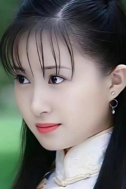 金粉世家15岁的舒畅好美