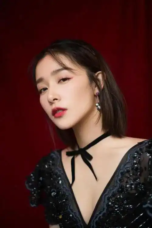 阚清子被问为什么喜欢大海?当爱已成往事,不提也罢