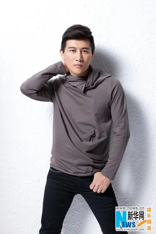 图:宋允皓运动写真曝光 诠释阳光型男诱惑