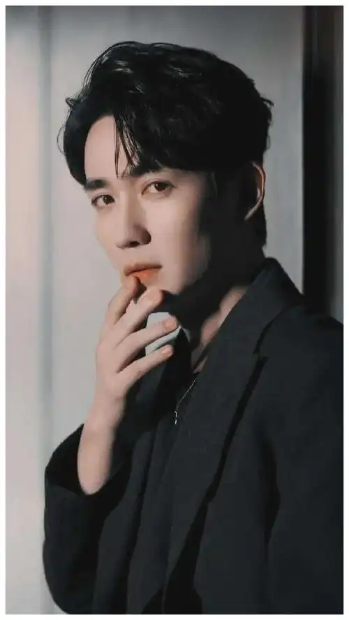 2020年度最受欢迎11位男明星,有你的男神吗?