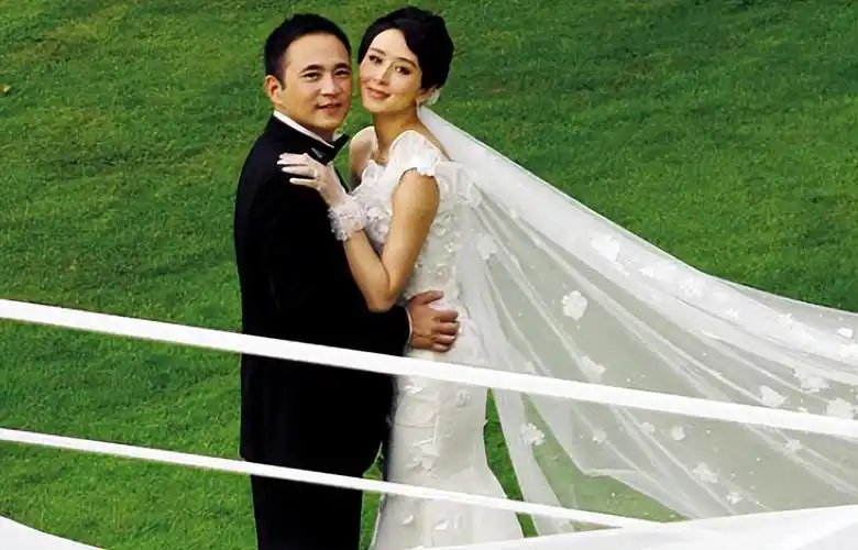 成为阔太之后,胡静减少了作品输出,每一到两年有一部作品,2016年