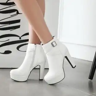 防水台高跟白色短靴