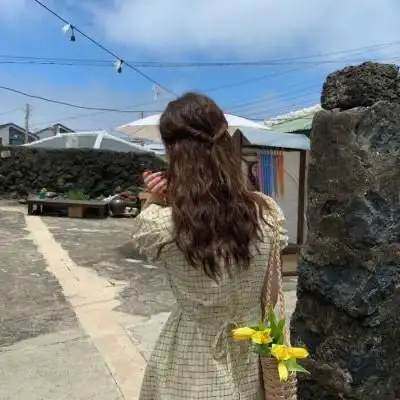 qq头像女背影小清新,女生头像图片-回车桌面