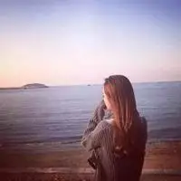 背面头像女生 能看到背影的女生头像_微信头像图片大全