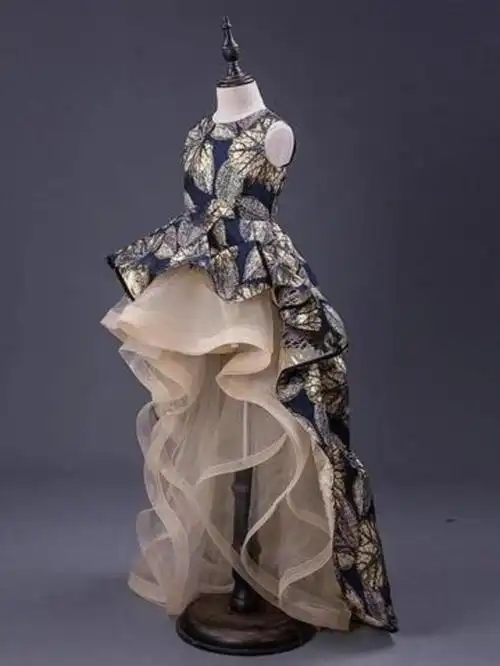 复古长裙和礼服怎样画一组中世纪礼服图片参考设计古典风格人物服饰