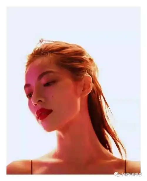 钟楚曦和萧敬腾是亲兄妹,那钟楚曦和钟楚红呢?_表演_网友_五官