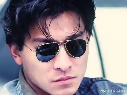 华哥真是从年轻一直帅到现在.  #刘德华 #颜值巅峰