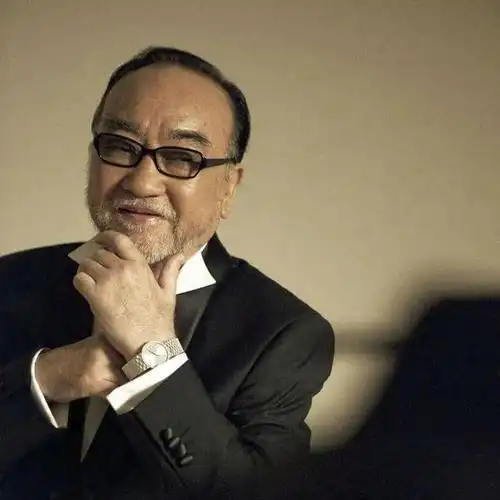 卢海鹏获周润发亲自按摩病情好转拍戏多年连20万手术费都拿不出