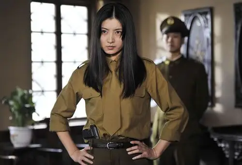 搜狐娱乐讯 由华策星之艺人斓曦主演的谍战剧《黎明前的抉择》,将于