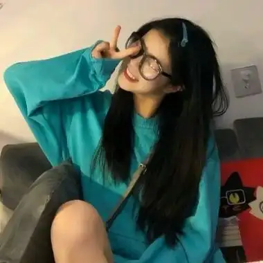 女生戴眼镜高清大图头像可爱的小姐姐的图片戴眼镜清晰头像