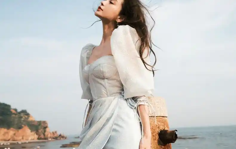 angelababy 海边写真