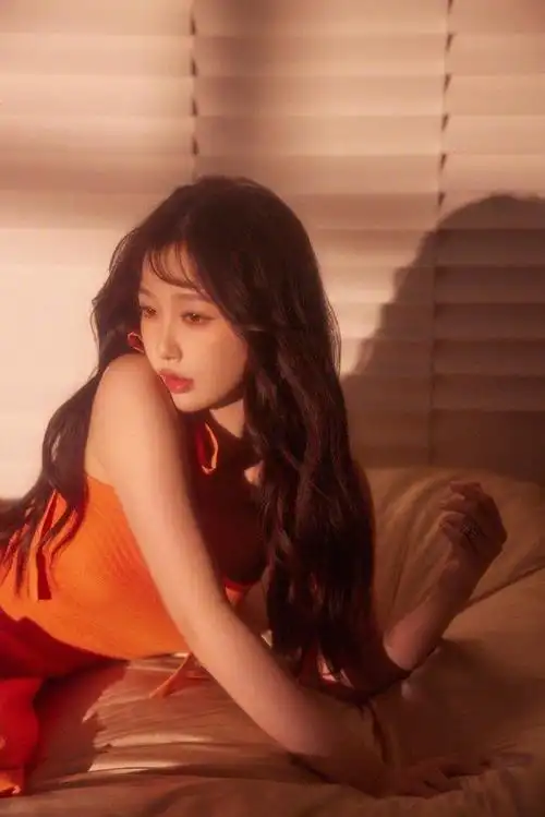 配色~特别好看的小女孩可可爱爱让人完全移不开眼 67:虞书欣橙色妆