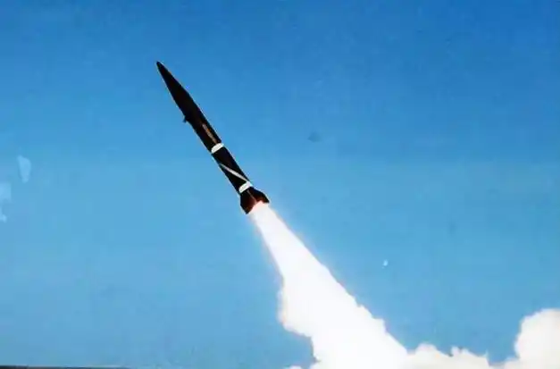 七天发射3枚导弹从未有国家这样教训美国要把美彻底打服