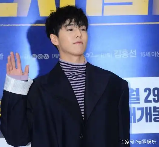 继金秀贤之后,童星出道的李玹雨今日入伍,与粉丝说:后会有期