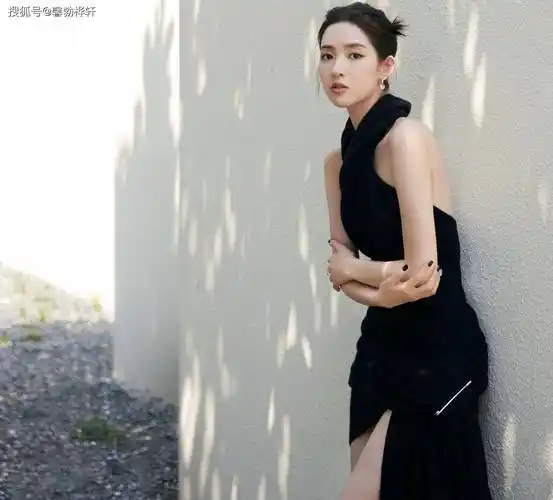 王玉雯:内地新晋女神,身高170 ,腿细如腰,魅力横扫内娱!