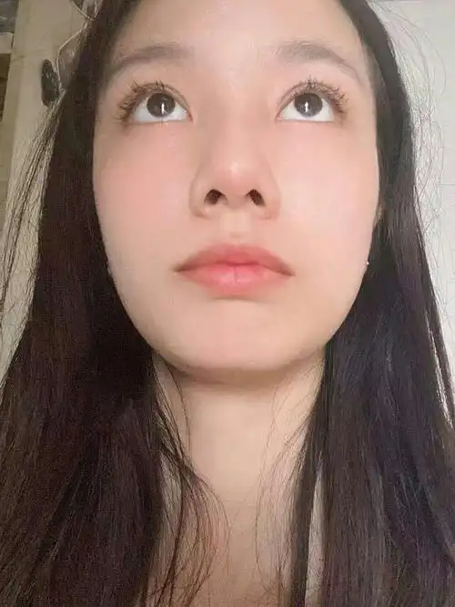 今天也是素颜妹妹来报道呢97!