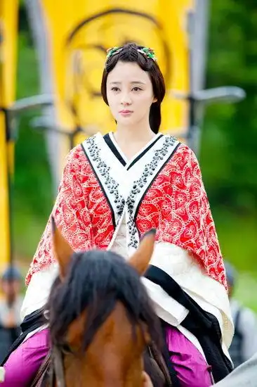 《王的女人》即将收官 袁姗姗明道终圆满