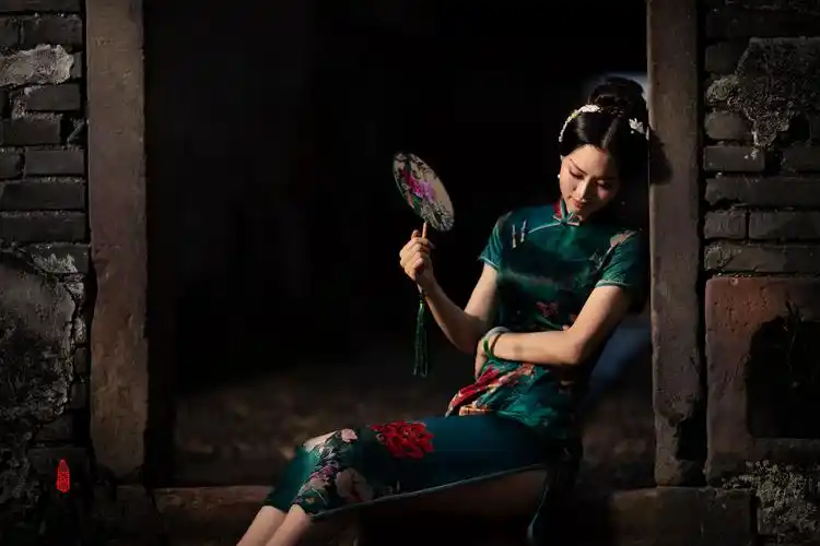 印像.渼陂,云成雨原创古村 旗袍人像