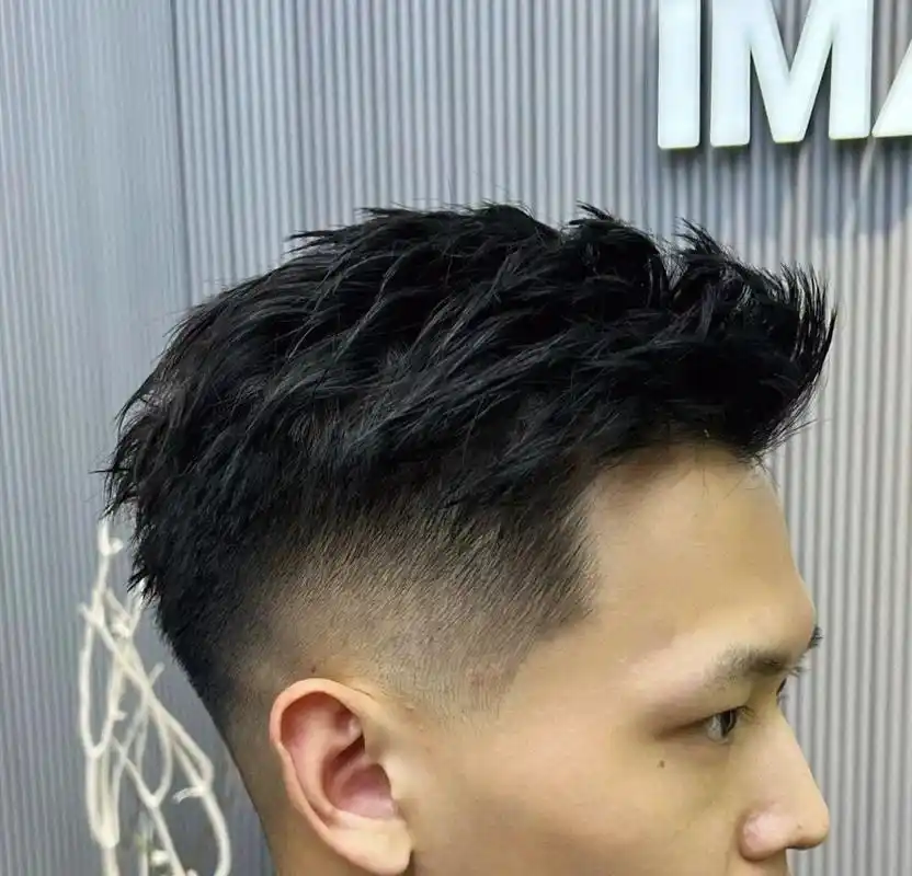 港风侧背头男生一定要尝试的发型男生烫发～ 喜欢成熟