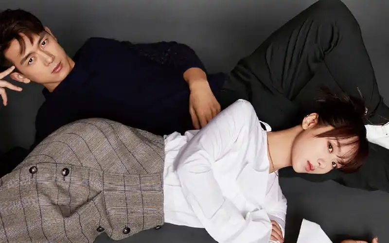 杨紫李现时尚杂志写真桌面壁纸高清大图预览1920x1200_大陆明星下载