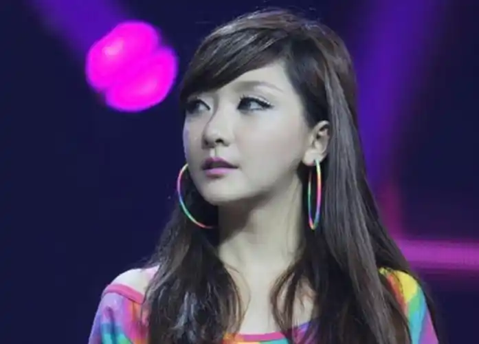 超级女声第一届第一届8强生存现状曝光