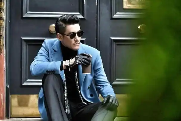 也就胡兵了,23年前两人同台,帅得难分伯仲|音乐|模特|高以翔_网易订阅