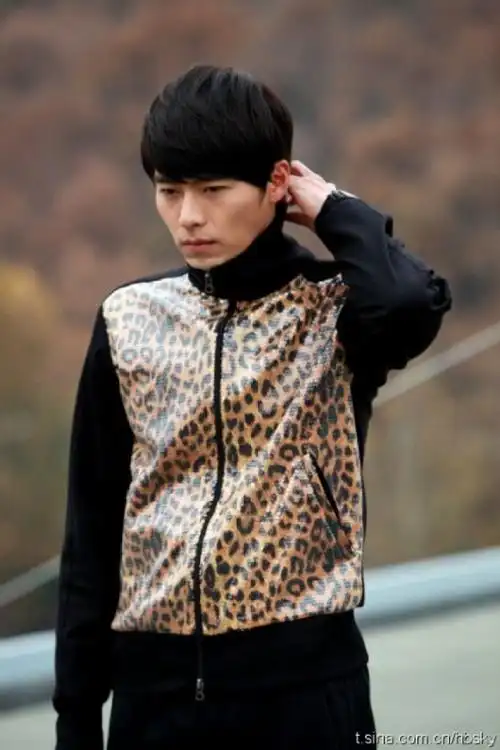 《秘密花园》#玄彬#豹纹运动服 @teayen 快来看图