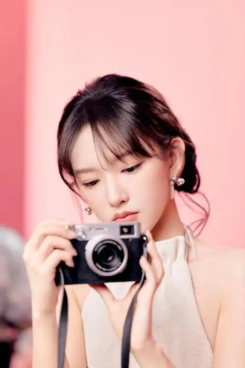 程潇雅诗兰黛彩妆挚友