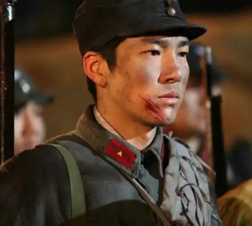 图邹廷威微博忆母亲母亲艰苦拍摄口碑脱颖而出