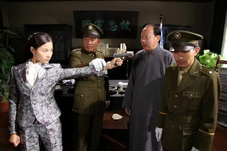 p>《抉择》是由 a href="#" data-lemmaid="5559">中央电视台 /a>