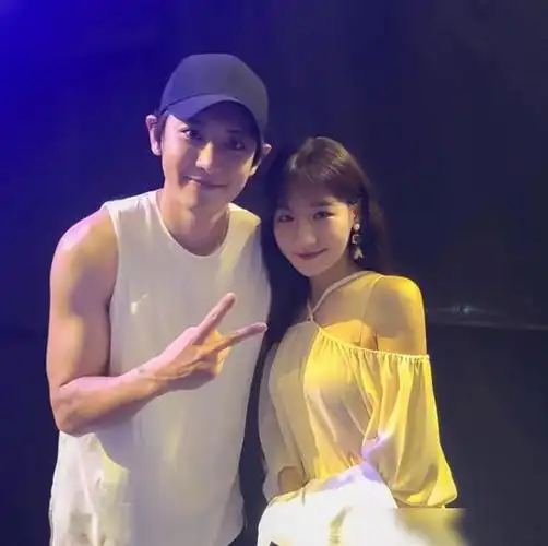 sm回应朴灿烈私生活传闻 粉丝的"房子"差点就塌了