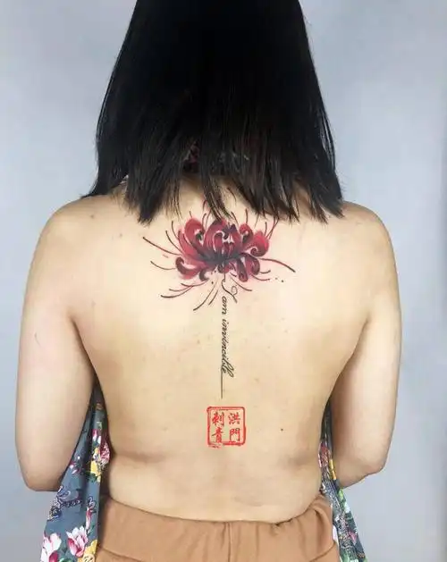 彼岸花纹身图片_肩部背部new school水彩同城彼岸花彩色纹身图案
