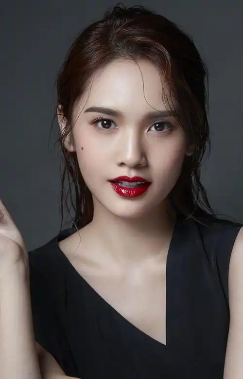 杨丞琳的哪个眼神最美最撩人?