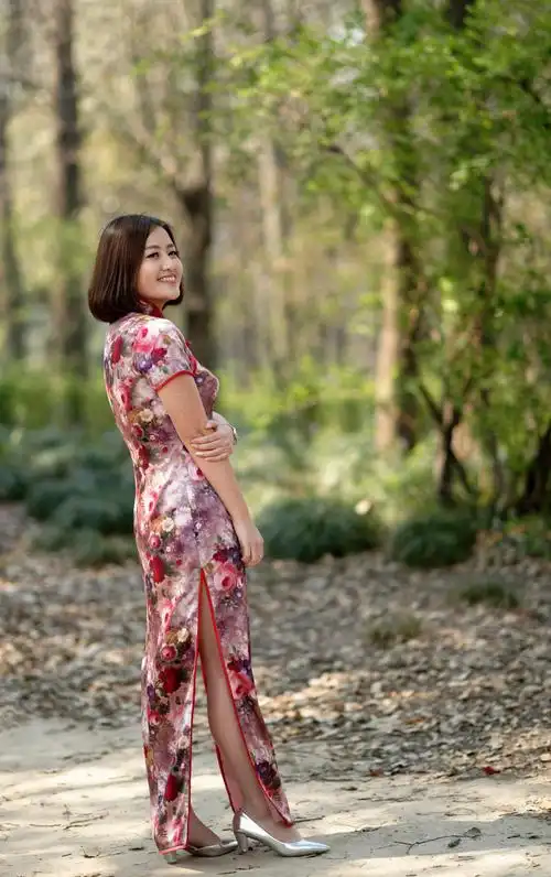 植物园蹭拍旗袍秀 - 人像摄影 - 中国影像网 - 网友心连心,都是一家人