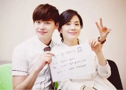 经典翻拍难逃对比,金瀚难敌李钟硕?合作赵丽颖能否重获关注?