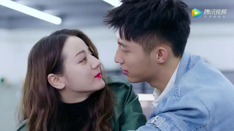 黄景瑜迪丽热巴幸福触手可及ep35吻戏cut1080p