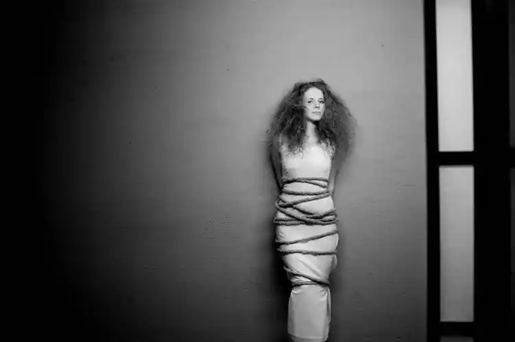 墙,首都,警告,衣服,绳子,个性,警示,摄影,服饰,禁止,提醒,衣着,穿着