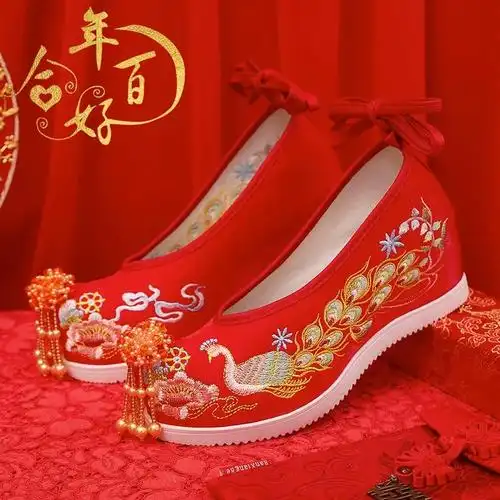 红色秀禾服新娘鞋明制汉服鞋子女中式低跟古风结婚鞋重工秀禾婚鞋