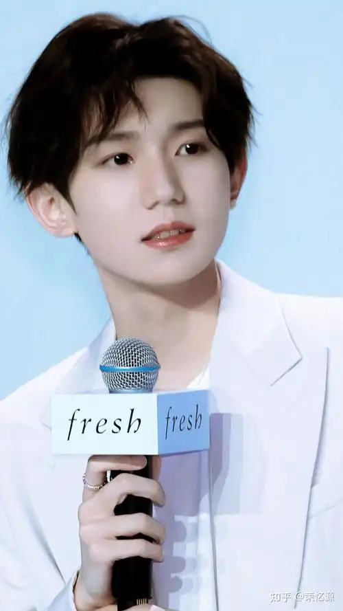 能不能用王源的神图砸死我? - 知乎